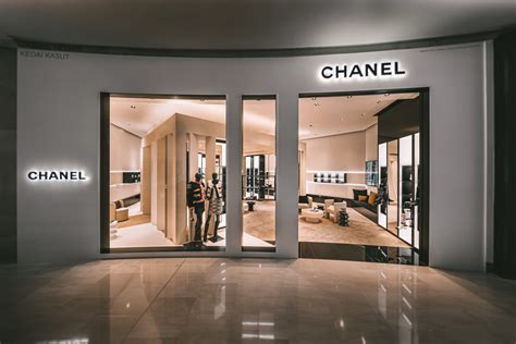 Boutique CHANEL shoes .